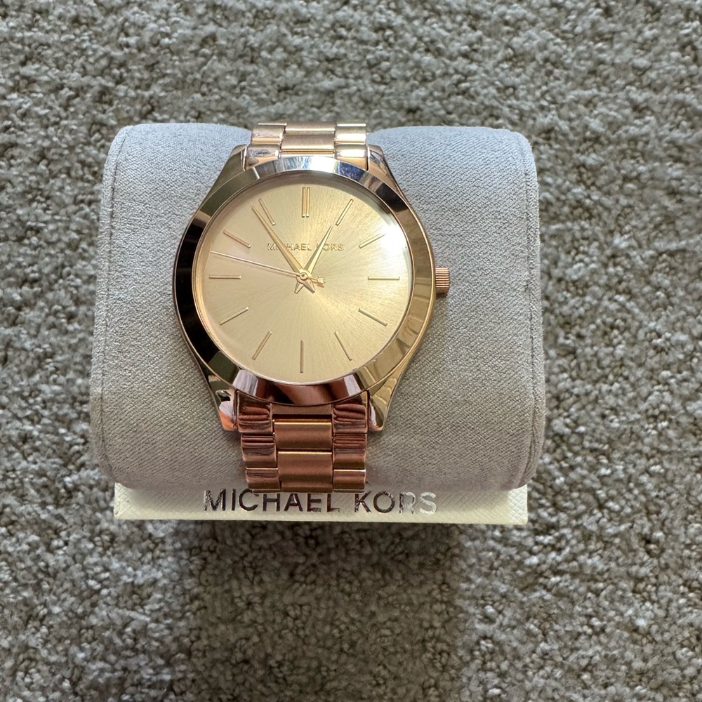 Michael Kors stainless steel watch in rose gold